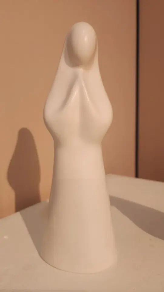 손 모은 사람, 확인 중 - 김정원