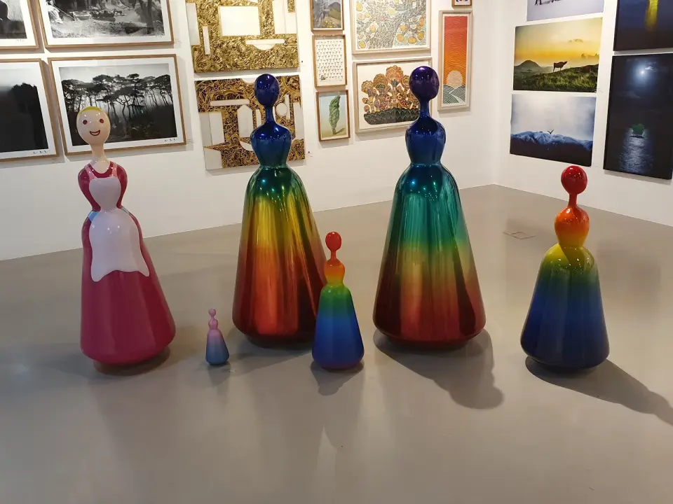Ottogi_Mother Ya-ho, Car paint on resin 2014 - 양순열